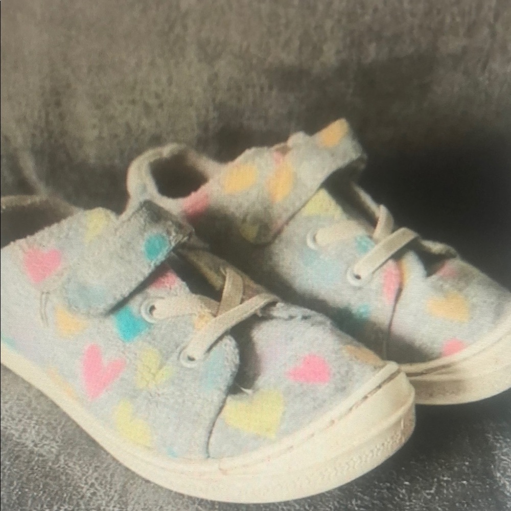 Colorful Heart Pattern Kids Shoes